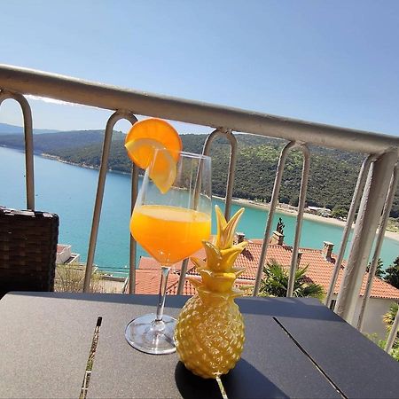 Apartment Noemi With A Direct Beach View Rabac Exteriör bild