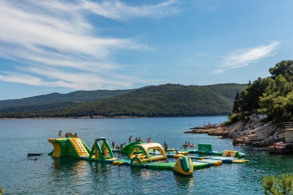 Apartment Noemi With A Direct Beach View Rabac Exteriör bild