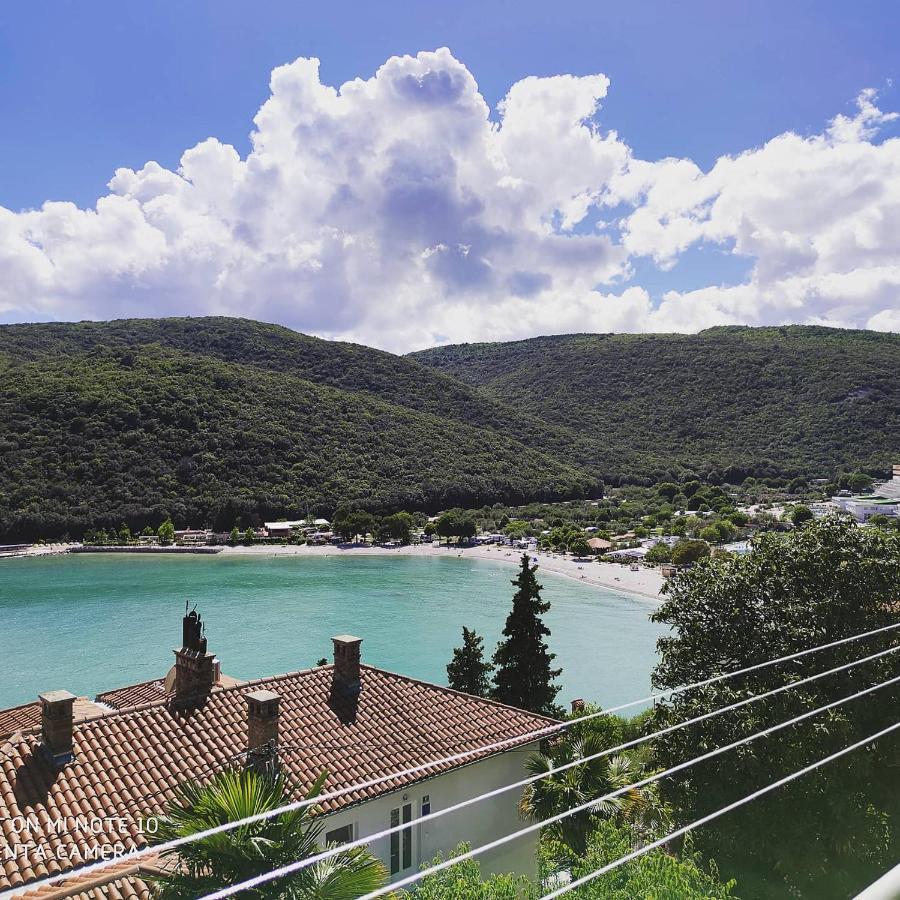Apartment Noemi With A Direct Beach View Rabac Exteriör bild